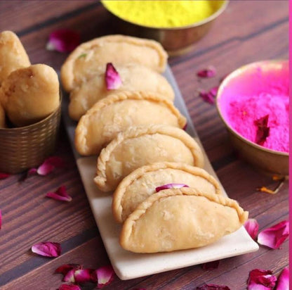 Gujiya with A2 Ghee & Date Palm Jaggery I Holi Special